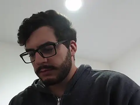 thomas gun online show from 12-16-25, 03:06