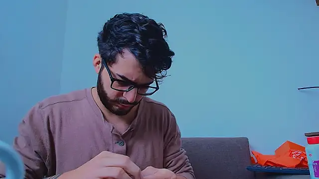 thomas gun online show from 03-04-26, 08:04