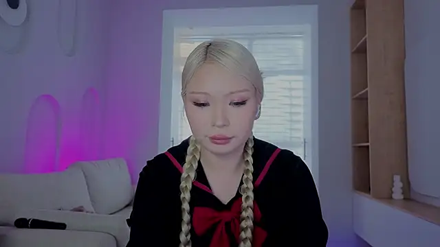 RileyMee online show from 09-13-25, 03:39