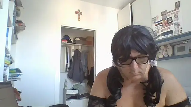 brindisiroby online show from 06-23-26, 07:39