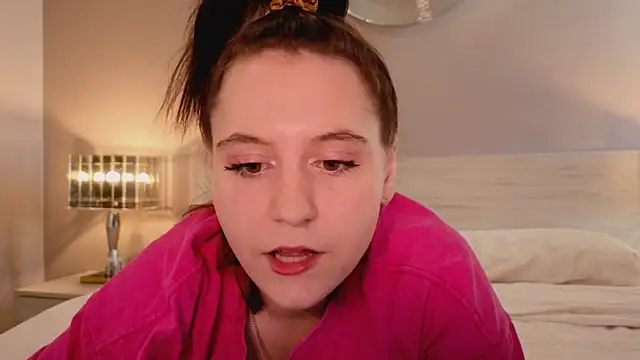 Snapshot of Diana_Flower chatting on 10-24-25, 05:26 Diana Flower online show from 10-24-25, 05:26