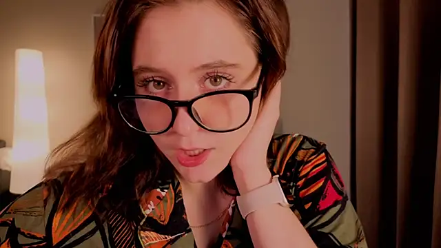 Diana Flower online show from 11-16-25, 05:02