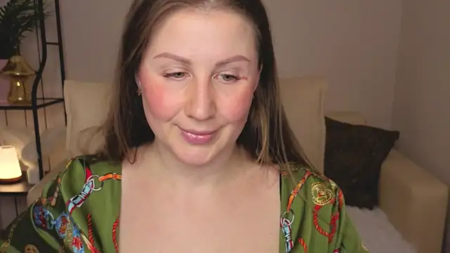 Helens love online show from 04-28-26, 08:41