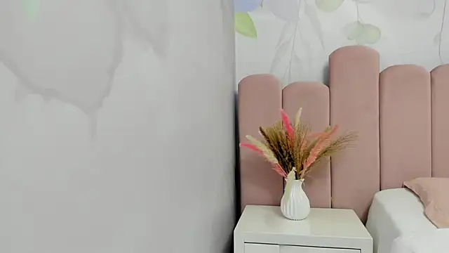 Annie Cute18  online show from 03-05-25, 03:51