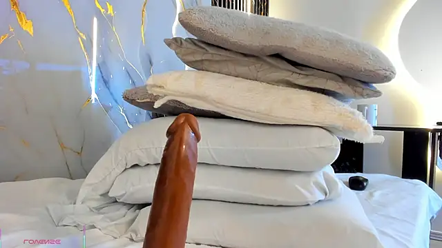 ebony hot1 online show from 03-08-26, 02:04