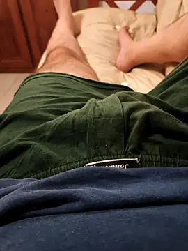 Snapshot of ReyDeCora chatting on 09-30-25, 03:22 ReyDeCora online show from 09-30-25, 03:22