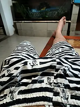 Snapshot of ReyDeCora chatting on 10-17-25, 04:26 ReyDeCora online show from 10-17-25, 04:26