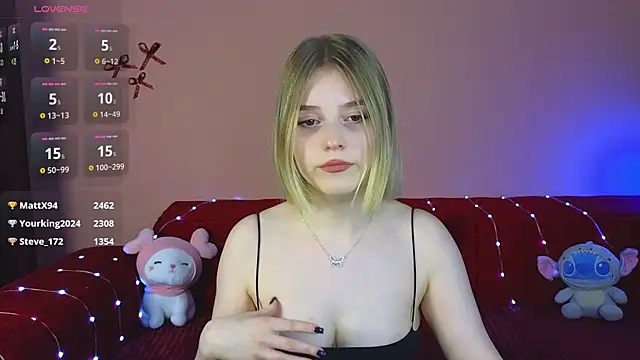 Snapshot of Dragonwind chatting on 01-17-25, 04:06 Dragonwind online show from 01-17-25, 04:06