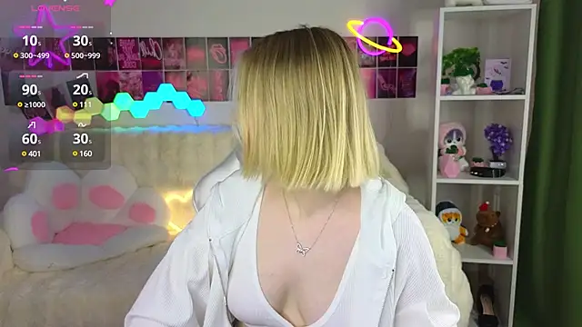 Snapshot of Dragonwind chatting on 03-20-25, 05:13 Dragonwind online show from 03-20-25, 05:13