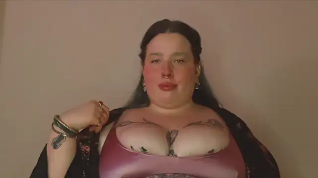 MissBika online show from 12-14-25, 09:52