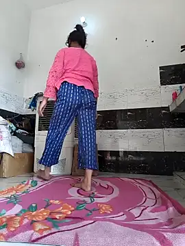 Snapshot of riya190 chatting on 11-13-25, 08:35 riya190 online show from 11-13-25, 08:35