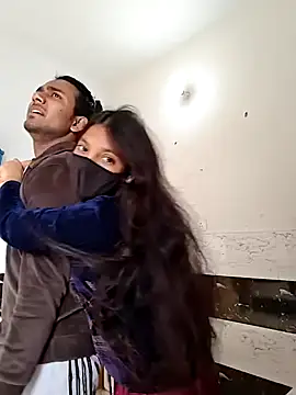 Snapshot of riya190 chatting on 12-21-25, 09:49 riya190 online show from 12-21-25, 09:49