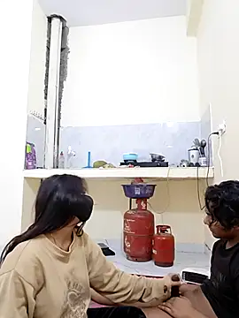 Snapshot of riya190 chatting on 01-10-26, 09:00 riya190 online show from 01-10-26, 09:00