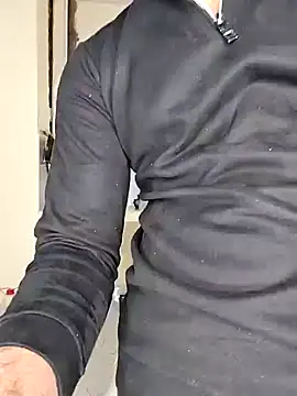 Snapshot of riya190 chatting on 02-18-26, 06:26 riya190 online show from 02-18-26, 06:26