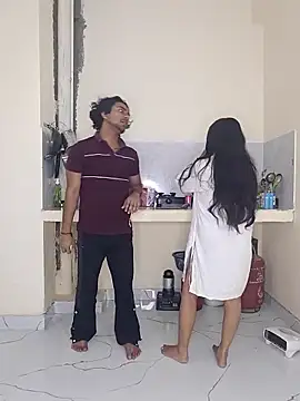 Snapshot of riya190 chatting on 02-21-26, 06:42 riya190 online show from 02-21-26, 06:42