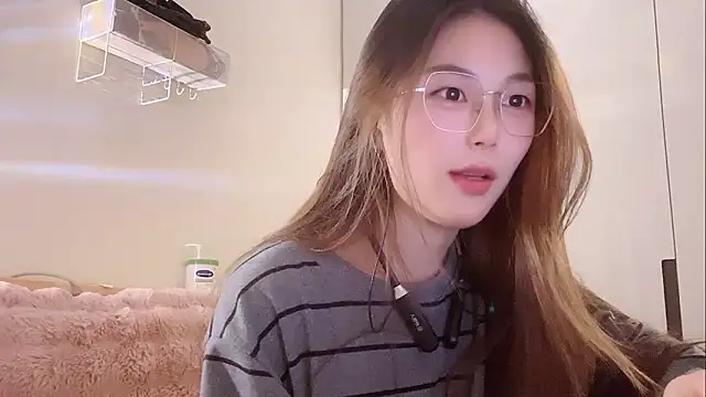 Sweet-Angel999 online show from 01-14-26, 12:49