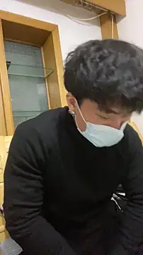 Snapshot of shuai321 chatting on 12-20-24, 01:33 shuai321 online show from 12-20-24, 01:33