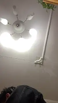 Snapshot of shuai321 chatting on 01-14-25, 12:35 shuai321 online show from 01-14-25, 12:35