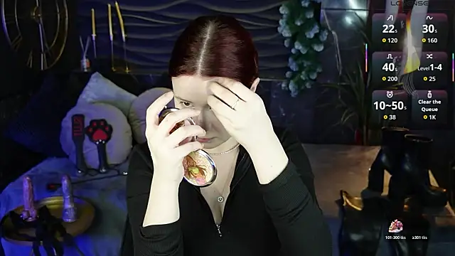 Lily Moonlight online show from 01-15-26, 07:13