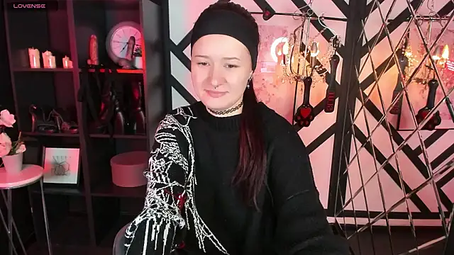 Lily Moonlight online show from 02-27-26, 08:14