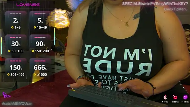 ZoeMesmerize online show from 06-12-26, 04:55