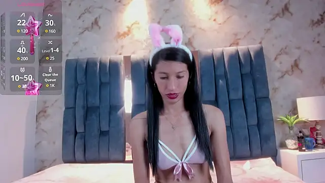 RoseTaylor   online show from 01-19-25, 05:48