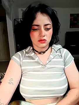 Lin-cute online show from 03-09-25, 06:06