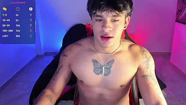 LuciferM Star online show from 11-21-25, 01:37