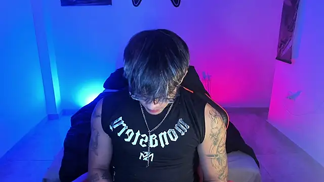 Snapshot of LuciferM_Star chatting on 12-15-25, 12:37 LuciferM Star online show from 12-15-25, 12:37