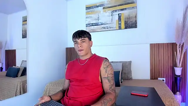 Snapshot of LuciferM_Star chatting on 01-14-26, 02:39 LuciferM Star online show from 01-14-26, 02:39