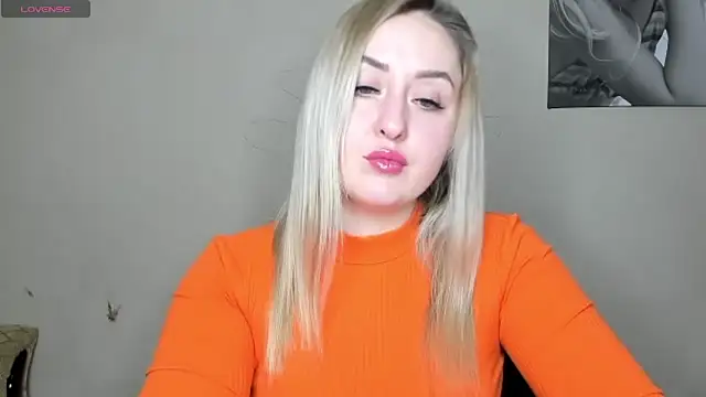 Snapshot of KennaJamess8 chatting on 01-05-25, 05:20 KennaJamess8 online show from 01-05-25, 05:20