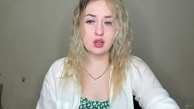 Snapshot of KennaJamess8 chatting on 02-01-25, 07:55 KennaJamess8 online show from 02-01-25, 07:55