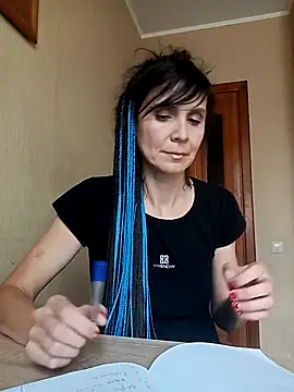 Francenia lolis online show from 10-08-25, 09:29