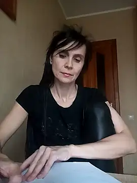 Francenia lolis online show from 11-27-25, 08:05