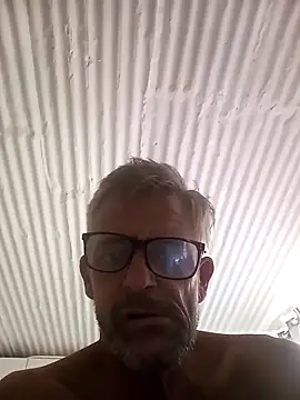 Snapshot of NICJOHNS chatting on 02-24-25, 02:26 NICJOHNS online show from 02-24-25, 02:26