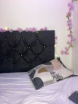 alisson carolina73 online show from 01-18-25, 10:49