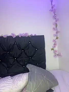 alisson carolina73 online show from 02-15-25, 03:31