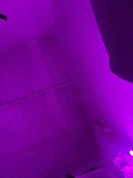 alisson carolina73 online show from 04-26-26, 01:36