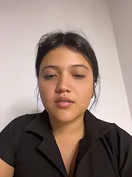 alisson carolina73 online show from 05-23-26, 12:49