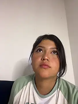 alisson carolina73 online show from 05-30-26, 03:25