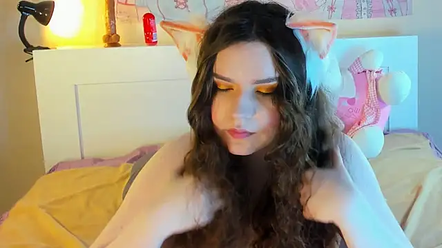 kuraii1  online show from 12-31-24, 03:23