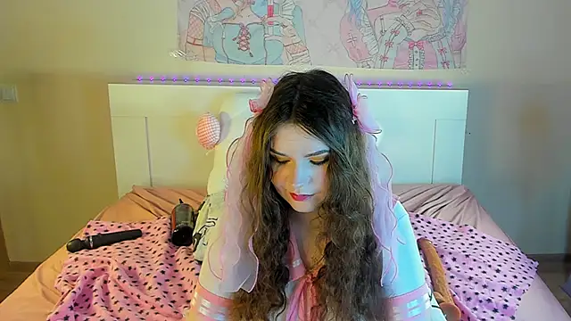 kuraii1  online show from 03-14-25, 11:00