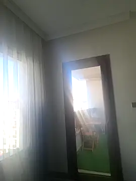 Snapshot of cansuozell chatting on 11-16-25, 11:27 cansuozell online show from 11-16-25, 11:27