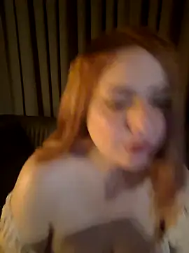 Snapshot of cansuozell chatting on 02-16-26, 08:05 cansuozell online show from 02-16-26, 08:05