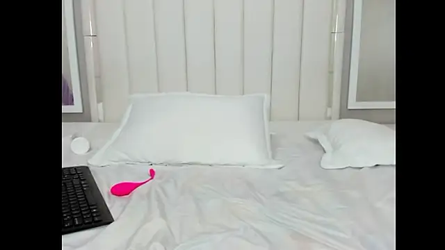 Carohorny4u online show from 02-25-25, 03:16