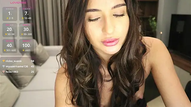 Snapshot of IrisNoire chatting on 03-03-25, 11:24 IrisNoire online show from 03-03-25, 11:24