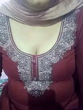 Snapshot of Cute_Sona17 chatting on 07-09-26, 05:50 Cute Sona17 online show from 07-09-26, 05:50