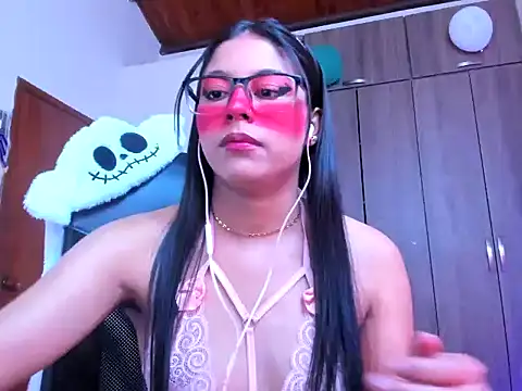  ALLYSON18  online show from 10-25-25, 11:29