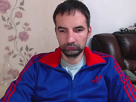 Leo 1617 online show from 11-15-25, 06:04