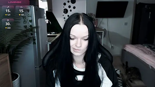 Snapshot of illililliilli chatting on 01-12-25, 10:43 illililliilli online show from 01-12-25, 10:43